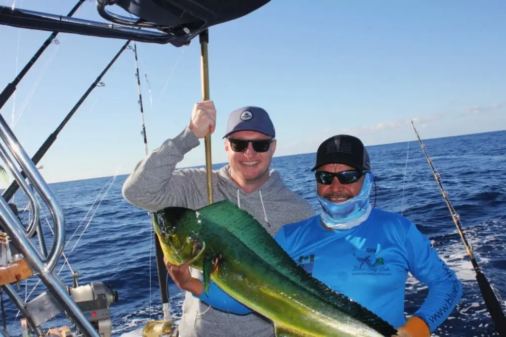 Cabo Fishing Charter to Finger Banks